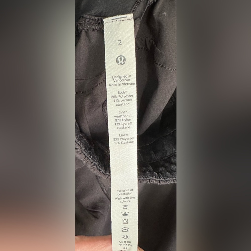 Lululemon Track That High-Rise 5” Running Shorts Black Size 2 - Picture 7 of 7
